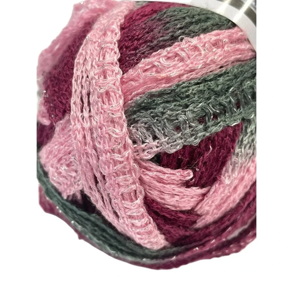 Coats & Clark Rumba Yarn Super Bulky 6‎ Ballet Pink Green Metallic 1 Ball